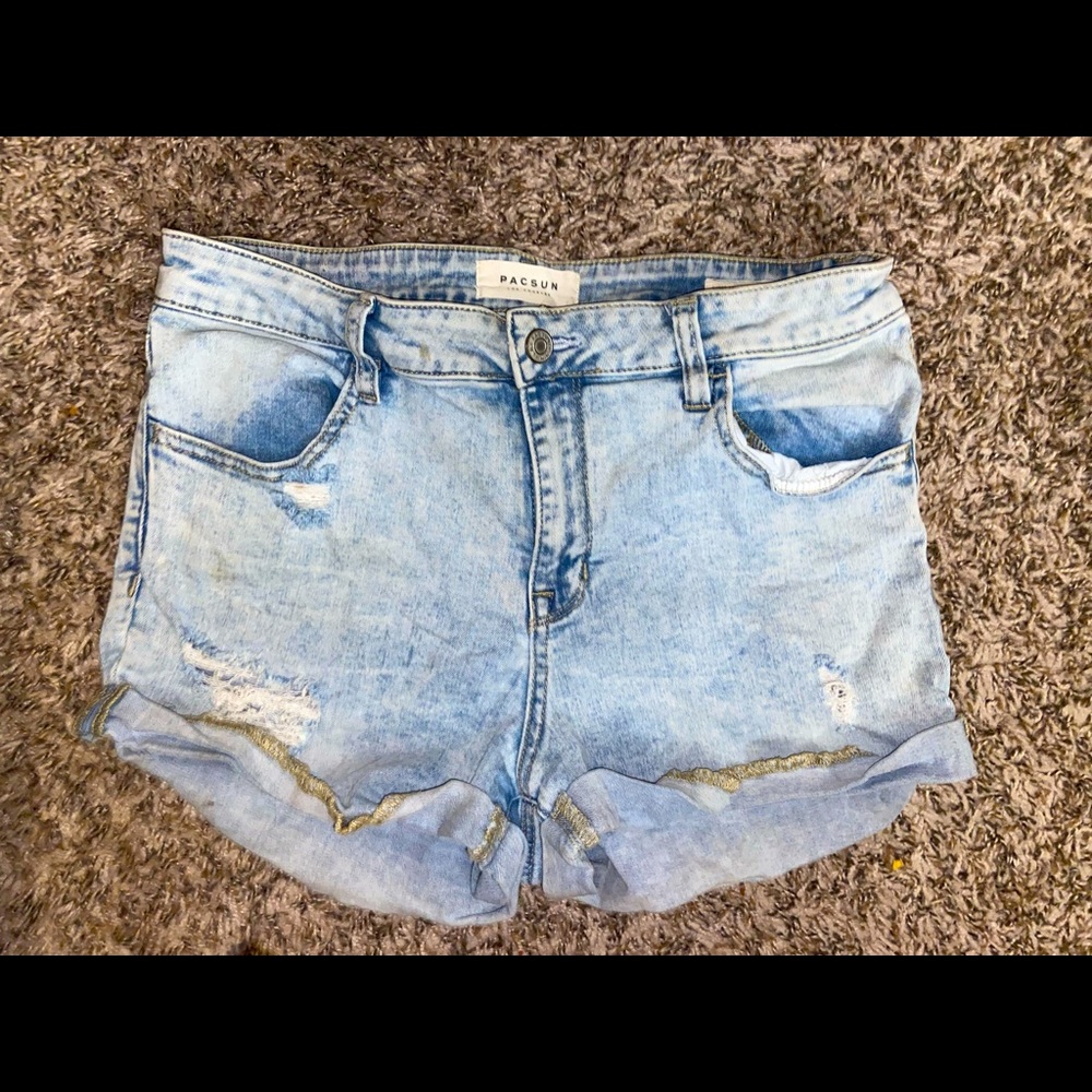 Pacsun shorts!